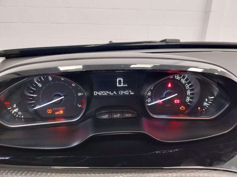 PEUGEOT 2008 PURETECH