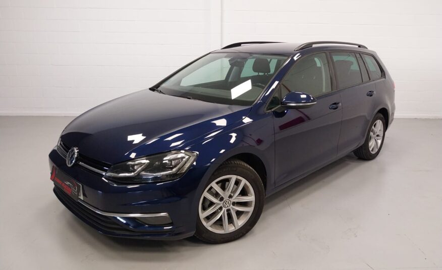 VOLKSWAGEN GOLF 1.6 TDI ADVANCE VARIANT