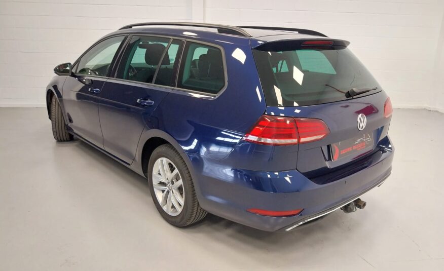 VOLKSWAGEN GOLF 1.6 TDI ADVANCE VARIANT