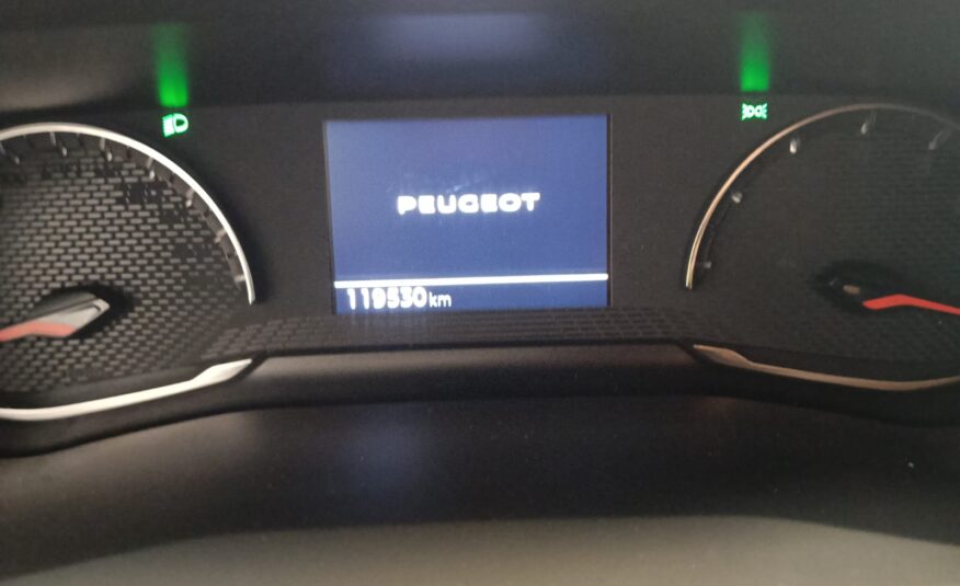 PEUGEOT 2008 1.5 HDI ALLURE