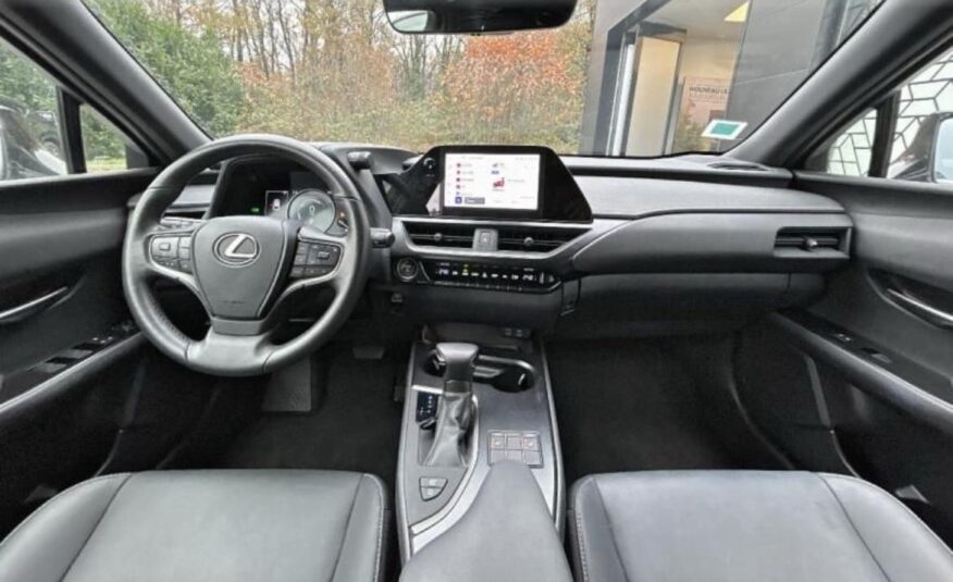 LEXUS UX 250 H SPORT DESIGN