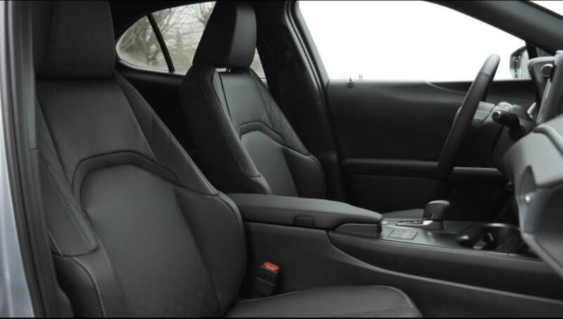 LEXUS UX 250 H SPORT DESIGN