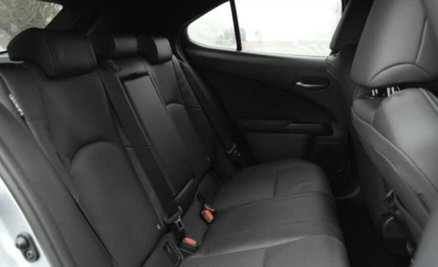 LEXUS UX 250 H SPORT DESIGN