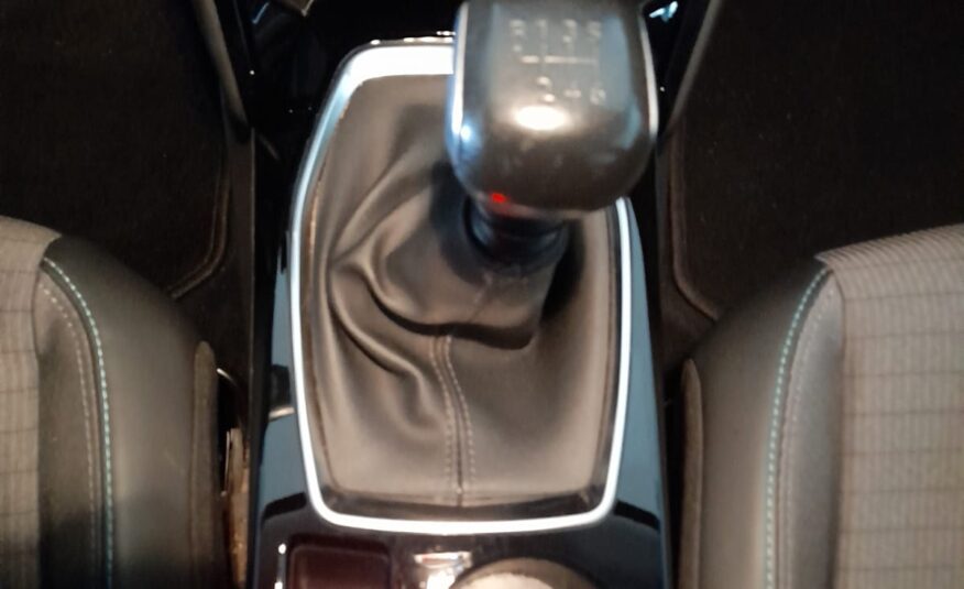 PEUGEOT 208 ALLURE