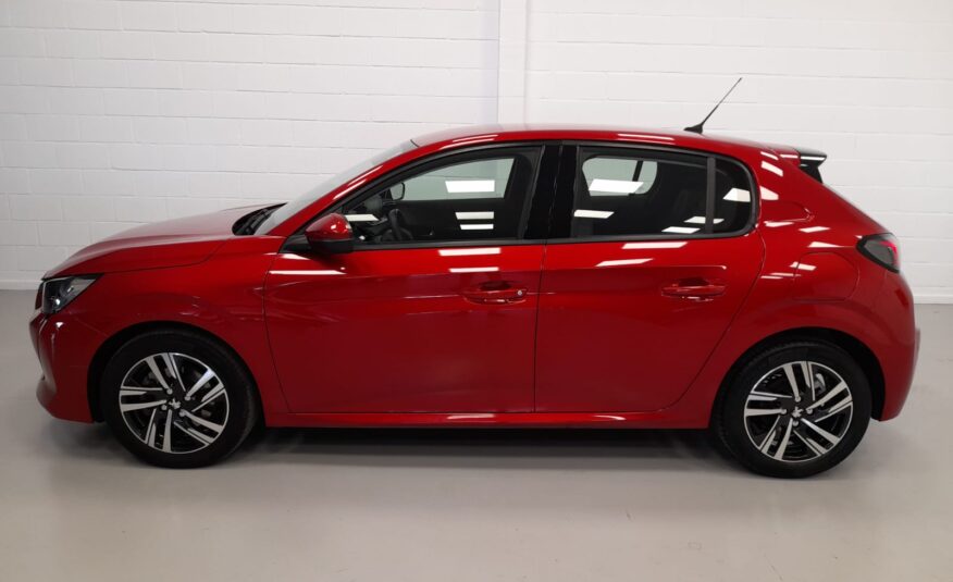 PEUGEOT 208 ALLURE